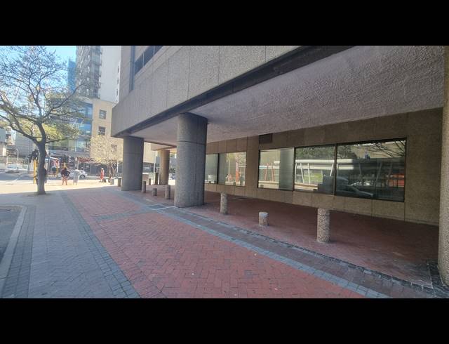 336M² RETAIL TO LET IN CAPE TOWN CITY CENTRE